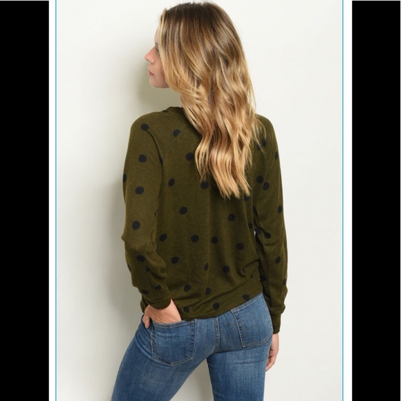 1 left❤️soft olive polka dot top - Picture 3 of 4
